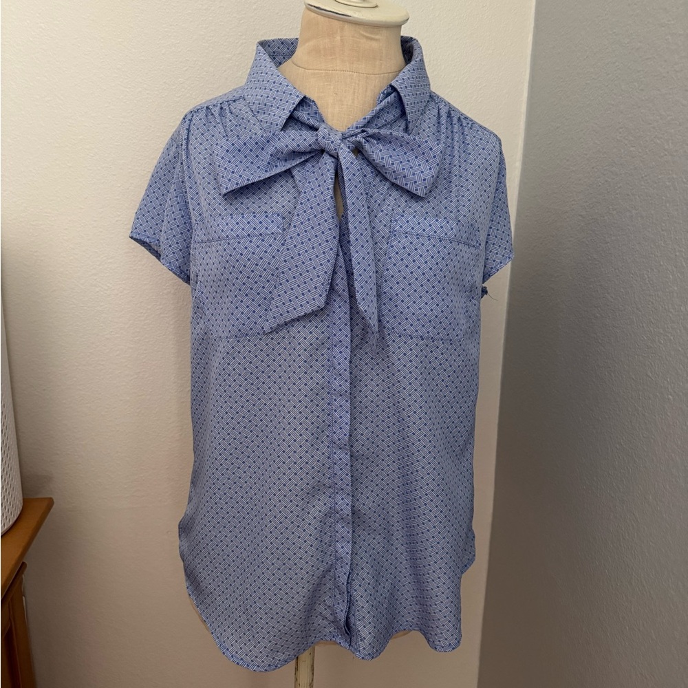 New York & Company Neck Tie Blouse Size M - 5 x $25